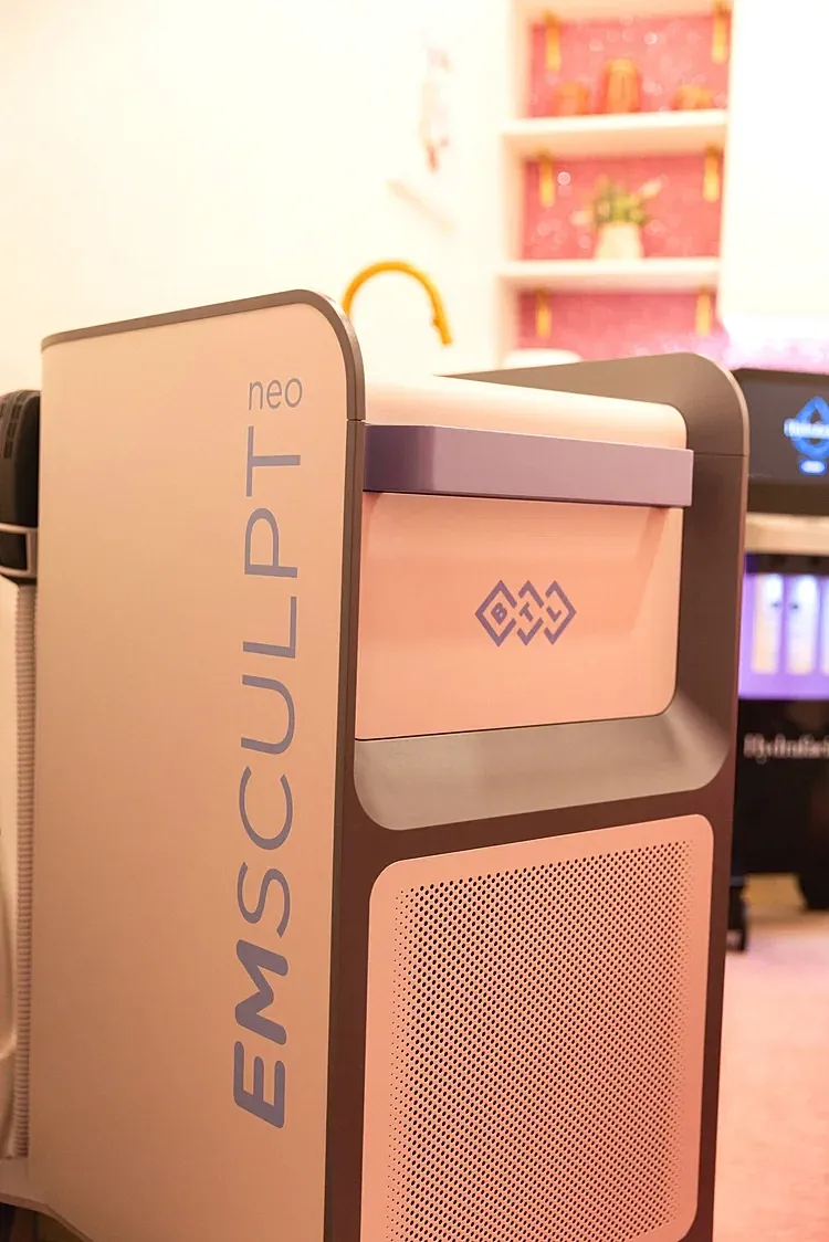 EMSCULPT NEO body contouring device in clinic