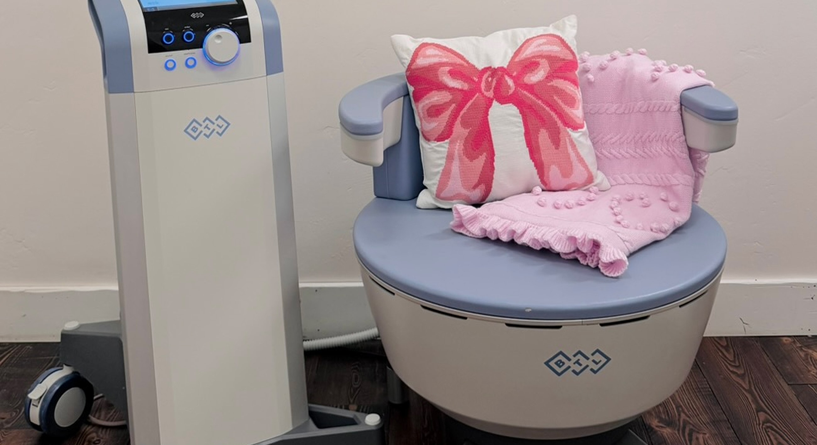 Medical equipment with a cozy treatment chair.